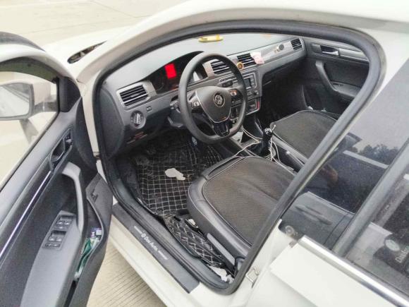 [苏州·苏E] 二手大众桑塔纳2016款 1.6L 手动舒适版