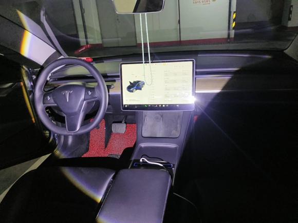 [上海·沪A] 二手特斯拉Model 32021款 标准续航后驱升级版 3D6