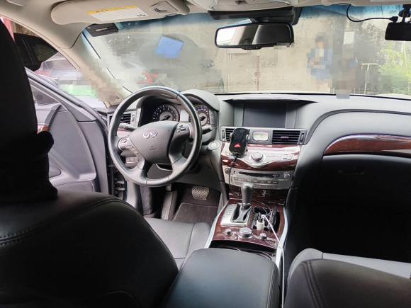 [佛山·粤Y] 二手英菲尼迪英菲尼迪Q702015款 Q70L 2.5L 悦享版