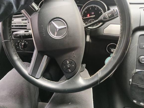 [上海·沪A] 二手奔驰奔驰R级2014款 R 320 4MATIC 商务型