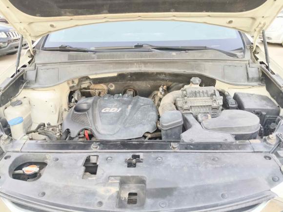 [济南·鲁A] 二手现代胜达2015款 2.4L 自动四驱智能型 5座