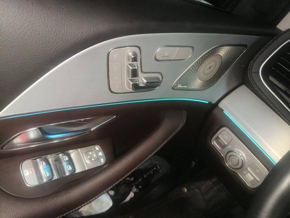 [上海·沪B] 二手奔驰奔驰GLE2023款 GLE 450 4MATIC 时尚型