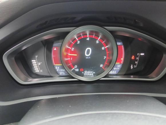 [武汉·鄂A] 二手沃尔沃沃尔沃V402016款 T3 智逸版