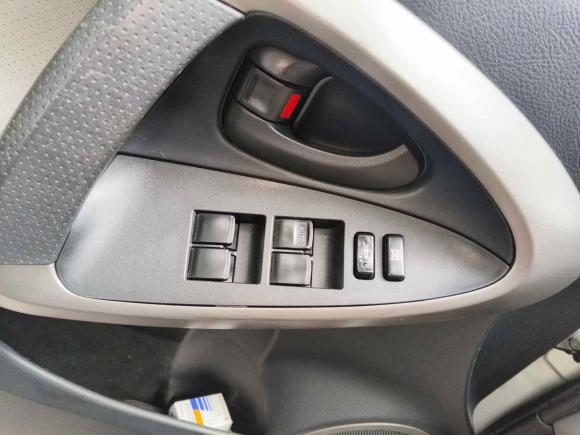 [深圳·粤D] 二手丰田丰田RAV42006款 2.4 豪华型