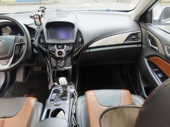 [上海·苏E] 二手比亚迪秦新能源2015款 1.5T 双冠旗舰Plus版