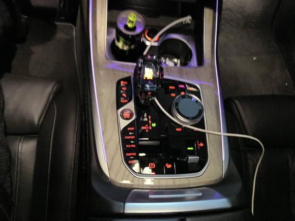 [上海·沪F] 二手宝马宝马X72020款 xDrive M50i