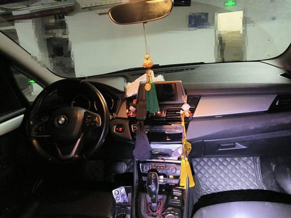 [上海·沪C] 二手宝马宝马2系多功能旅行车2018款 220i 领先型