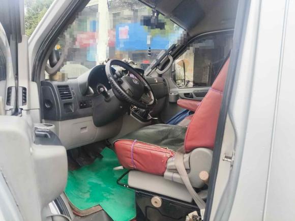 [武汉·鄂A] 二手东风御风御风2020款 2.3T经济型物流车长轴高顶5-9座WP2.3
