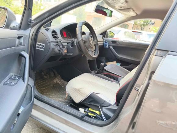 [青岛·鲁B] 二手大众捷达2013款 1.6L 手动时尚型