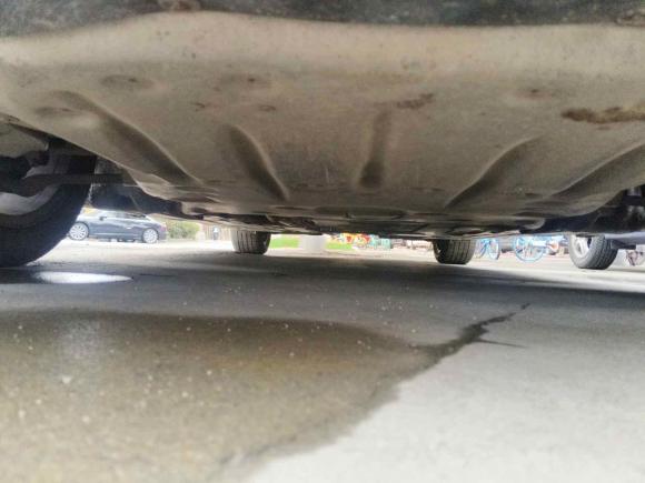 [南京·苏A] 二手宝马宝马3系2013款 改款 320Li 豪华设计套装