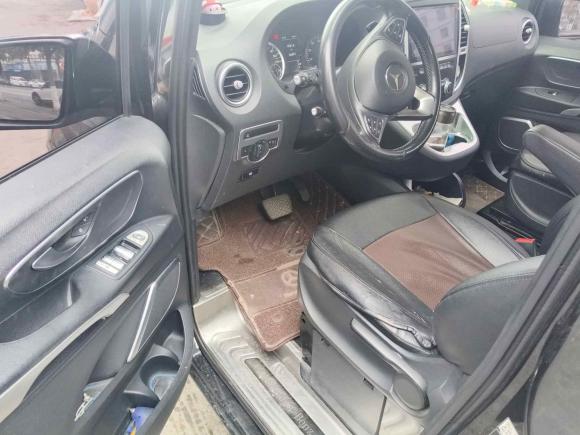 [南京·苏A] 二手奔驰威霆2016款 2.0T 商务版