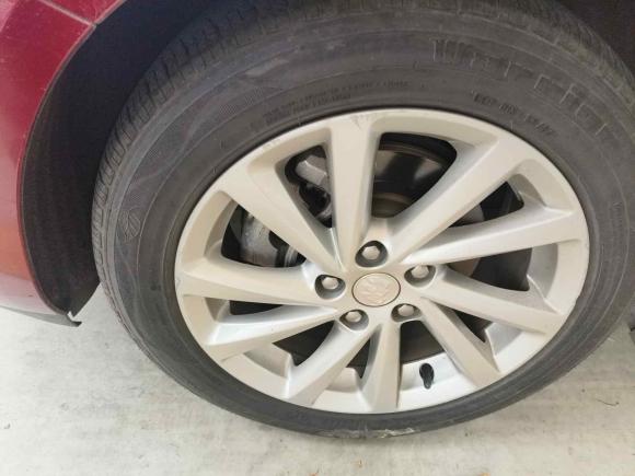 [成都·川A] 二手别克威朗2017款 三厢 15S 自动进取型