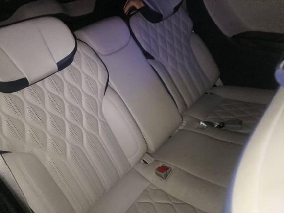 [南昌·赣A] 二手别克别克GL82022款 陆上公务舱 652T 豪华型