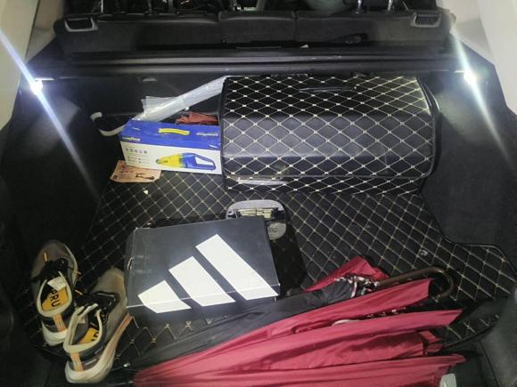 [成都·川A] 二手凯迪拉克凯迪拉克XT52016款 25T 豪华型