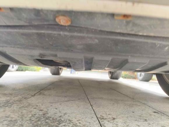 [苏州·苏E] 二手陆风陆风X72015款 2.0T 全景尊贵版