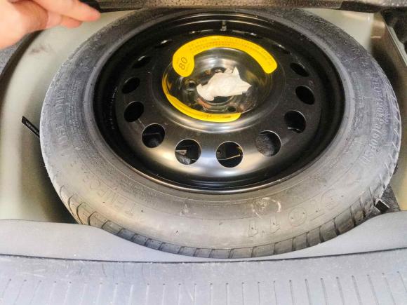 [上海·沪D] 二手东风风神东风A92016款 1.8T 尊贵型