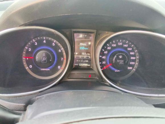 [济南·鲁A] 二手现代胜达2015款 2.4L 自动四驱智能型 5座