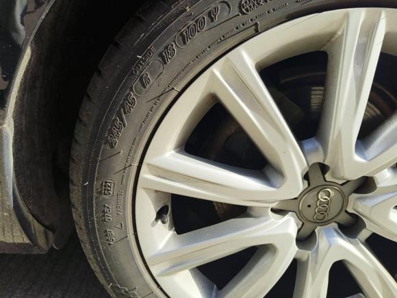 [武汉·鄂A] 二手奥迪奥迪A6L2012款 35 FSI 舒适型