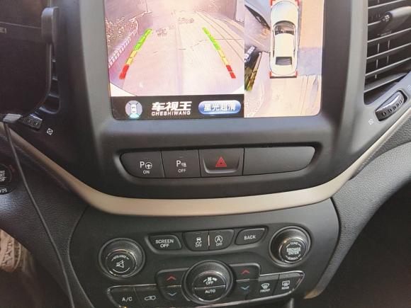 [上海·沪B] 二手Jeep自由光2017款 2.4L 优越版