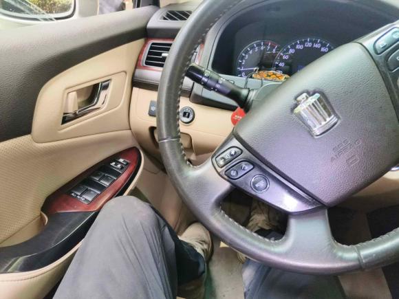 [上海·沪J] 二手丰田皇冠2010款 2.5L Royal 真皮版