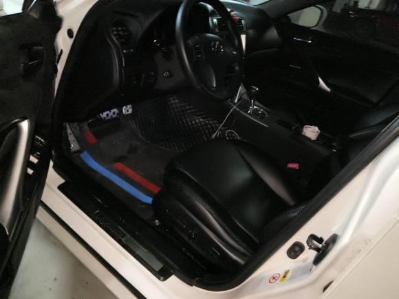 [嘉兴·浙F] 二手雷克萨斯雷克萨斯IS2006款 300