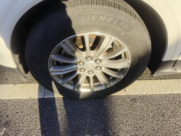 [苏州·苏E] 二手凯迪拉克凯迪拉克XT52018款 25T 豪华型