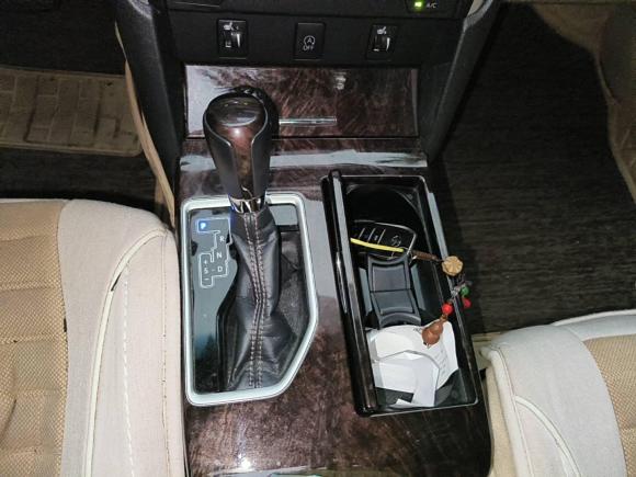 [广州·粤A] 二手丰田凯美瑞2016款 2.5G 十周年纪念豪华导航版