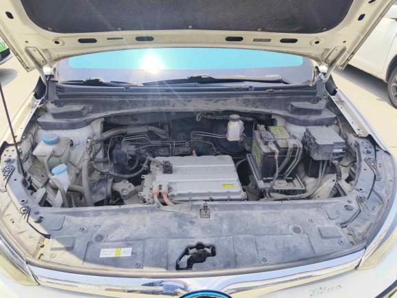 [上海·沪A] 二手北京汽车北京EU52018款 R500 智风版