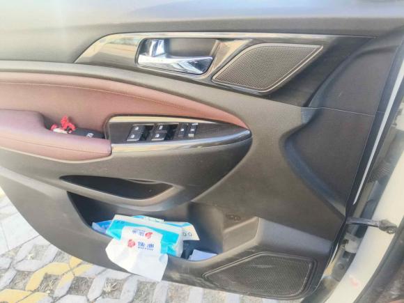 [青岛·鲁B] 二手长安凌轩2017款 1.6L 手动精英型