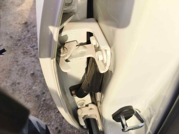 [青岛·鲁B] 二手别克君威2010款 2.0T 旗舰运动版