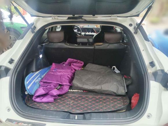 [深圳·甘L] 二手长安长安UNI-T2020款 1.5T 尊贵型