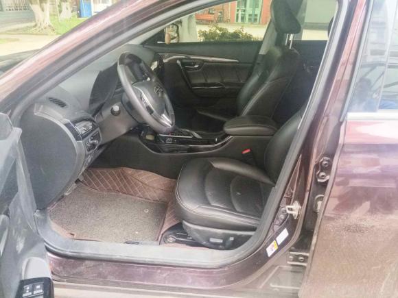 [成都·川A] 二手广汽传祺传祺GA62016款 235T DCT精英版