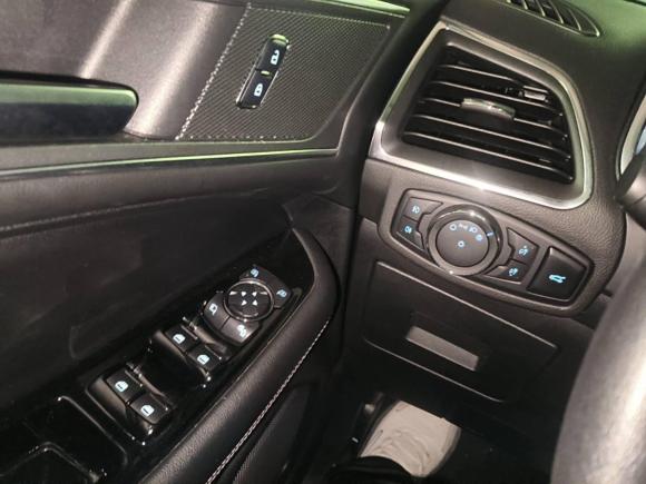 [上海·沪D] 二手福特锐界2018款 EcoBoost 245 两驱运动型 7座