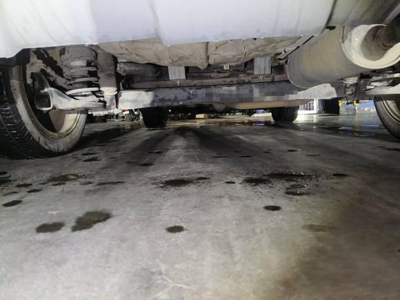 [武汉·鄂A] 二手长安长安CS352016款 1.6L 手动豪华型 国V