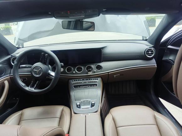 [深圳·粤B] 二手奔驰奔驰E级新能源2022款 改款三 E 350 e L 插电式混合动力运动轿车