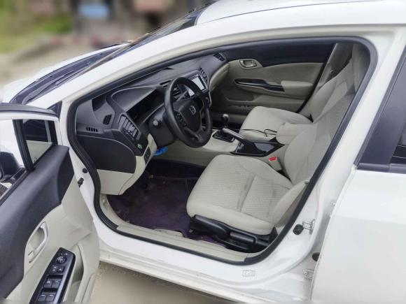 [芜湖·皖B] 二手本田思域2014款 1.8L 手动舒适版