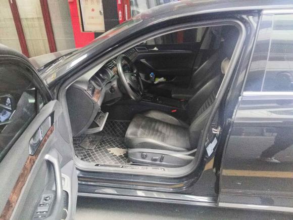 [佛山·粤X] 二手大众迈腾2018款 330TSI DSG 豪华型