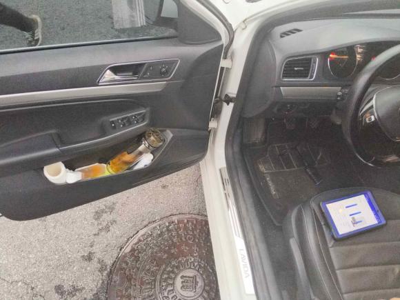 [青岛·鲁B] 二手大众朗逸2017款 1.6L 手动舒适版