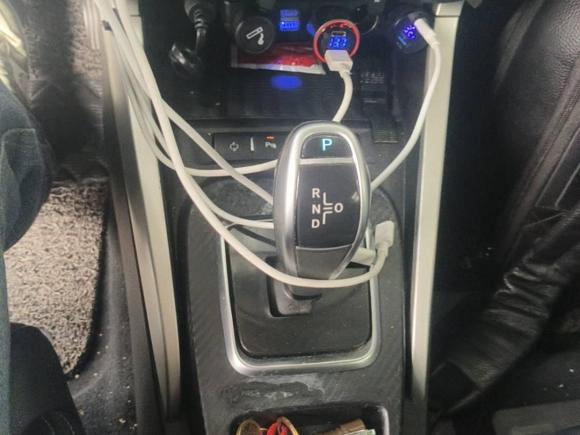 [深圳·粤B] 二手比亚迪元新能源2019款 EV360 智联领享型