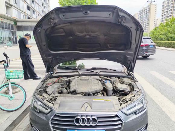 [杭州·浙A] 二手奥迪奥迪A4L2018款 30周年年型 40 TFSI 进取型