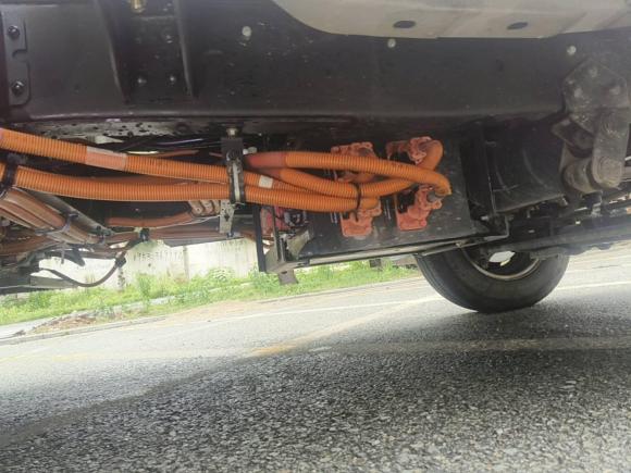 [宁波·浙B] 二手SRM鑫源鑫源T5L EV2024款 城市版 3.8米货厢栏板车标准型55.7kWh