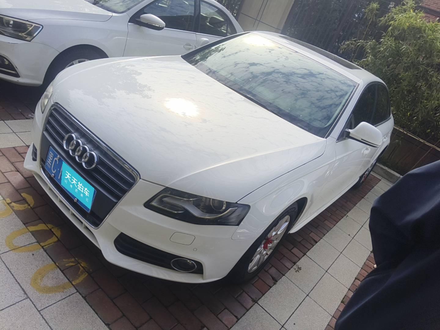 [苏州·黑C] 奥迪奥迪A4L2012款 2.0 TFSI 自动标准型