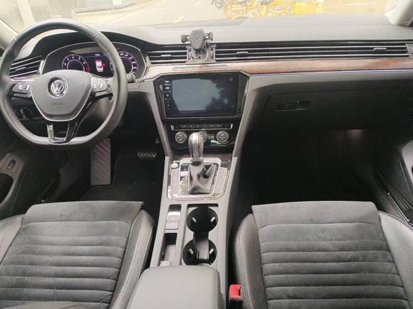 [上海·沪A] 二手大众迈腾2018款 380TSI DSG 尊贵型