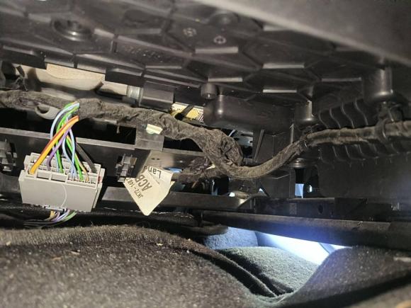 [深圳·粤L] 二手路虎发现神行2018款 240PS SE版