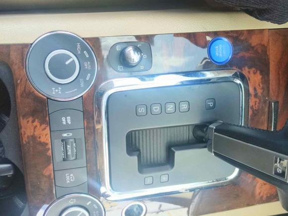 [深圳·粤B] 二手大众途锐2009款 3.0T 柴油豪华型