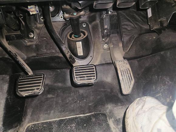 [合肥·皖A] 二手长城炮2021款 2.0T商用版手动柴油四驱精英型长箱GW4D20M