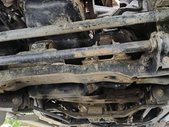 [成都·川G] 二手日产日产帕拉丁2013款 2.4L 两驱标准型 国V