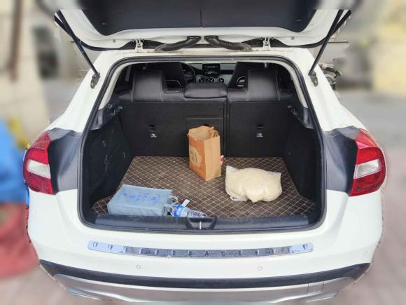 [济南·鲁S] 二手奔驰奔驰GLA2017款 GLA 200 动感型