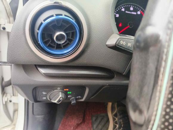 [金华·浙G] 二手奥迪奥迪A32017款 Limousine 35 TFSI 时尚型