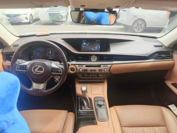 [武汉·鄂A] 二手雷克萨斯雷克萨斯ES2015款 300h 舒适版